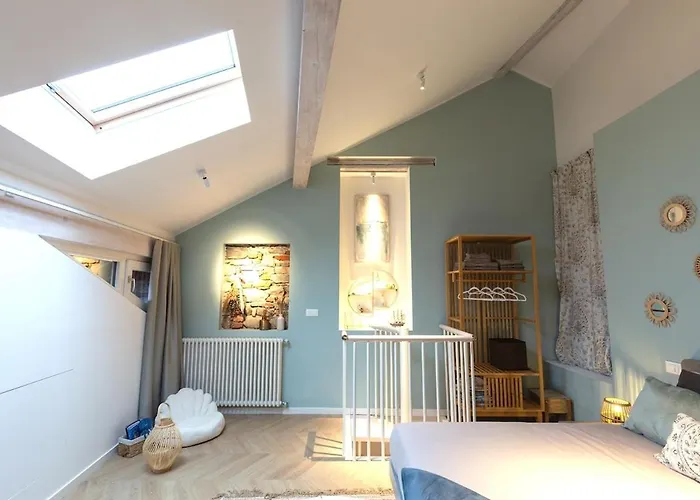 Apartment Blue Vibes