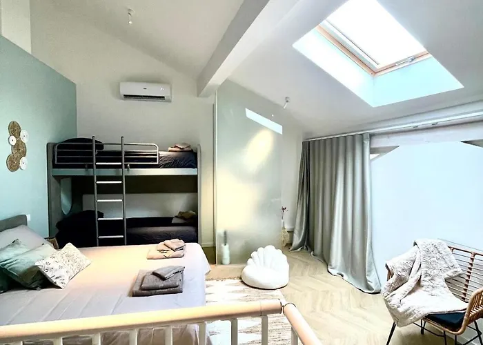 Apartment Blue Vibes